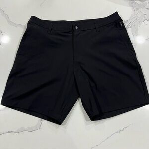Men’s Lululemon 7” Commission Short size 33 Black